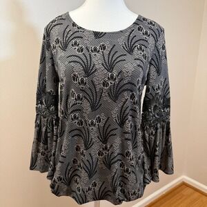 Alfani Bell Sleeve Blouse Women XS Black White Floral Crochet Lace Excellent